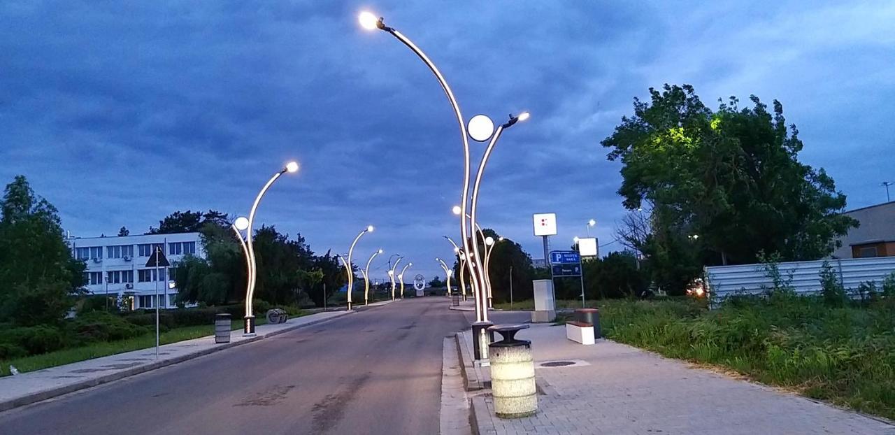 Geo Studios Сатурн Екстер'єр фото